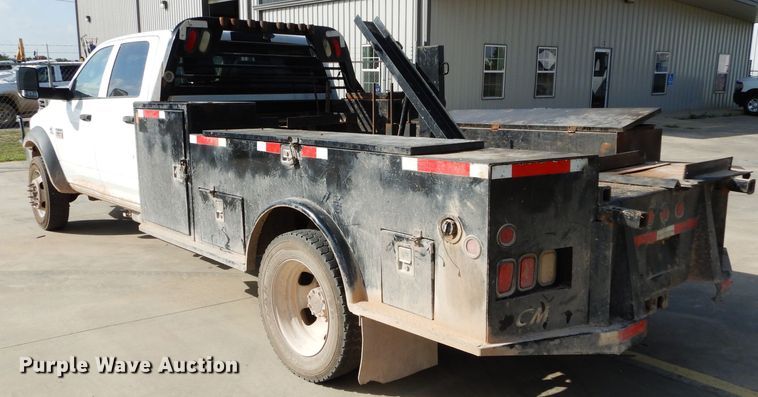 image for item DG4199 2011 Dodge Ram 5500 Crew Cab flatbed truck