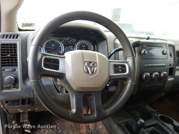 image for item DG4199 2011 Dodge Ram 5500 Crew Cab flatbed truck