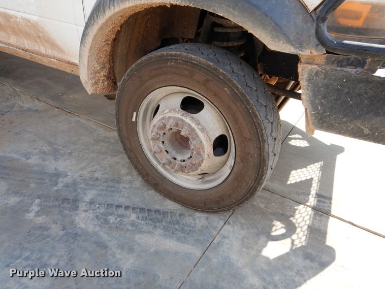 image for item DG4199 2011 Dodge Ram 5500 Crew Cab flatbed truck