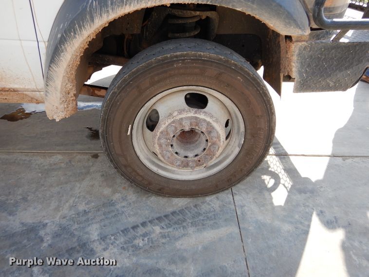 image for item DG4199 2011 Dodge Ram 5500 Crew Cab flatbed truck