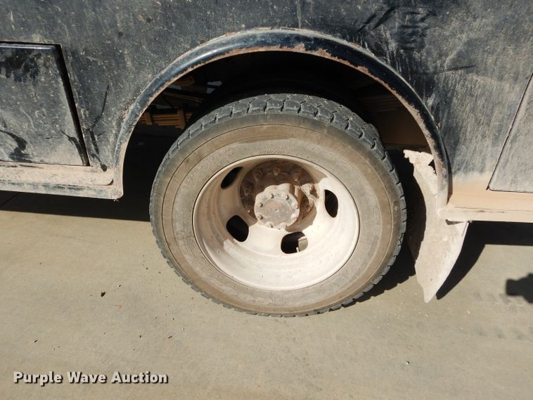 image for item DG4199 2011 Dodge Ram 5500 Crew Cab flatbed truck