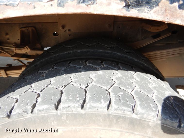 image for item DG4199 2011 Dodge Ram 5500 Crew Cab flatbed truck