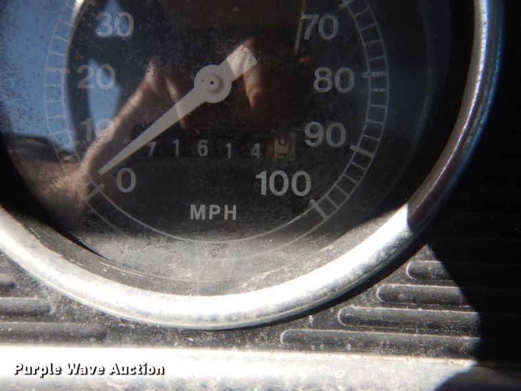 image for item DG5842 1973 Ford F600 bucket truck