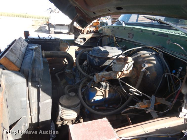 image for item DG5842 1973 Ford F600 bucket truck