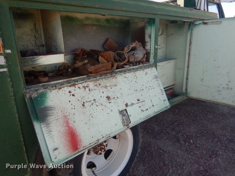 image for item DG5842 1973 Ford F600 bucket truck