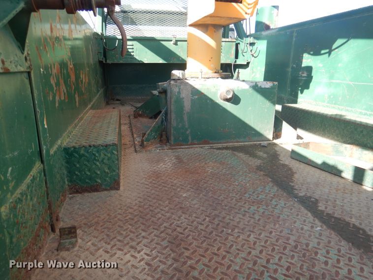 image for item DG5842 1973 Ford F600 bucket truck