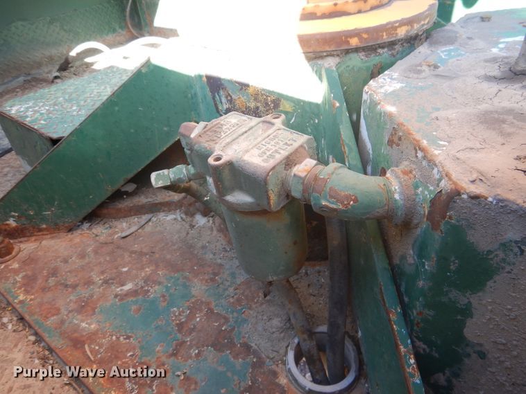 image for item DG5842 1973 Ford F600 bucket truck