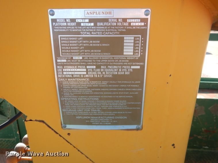 image for item DG5842 1973 Ford F600 bucket truck