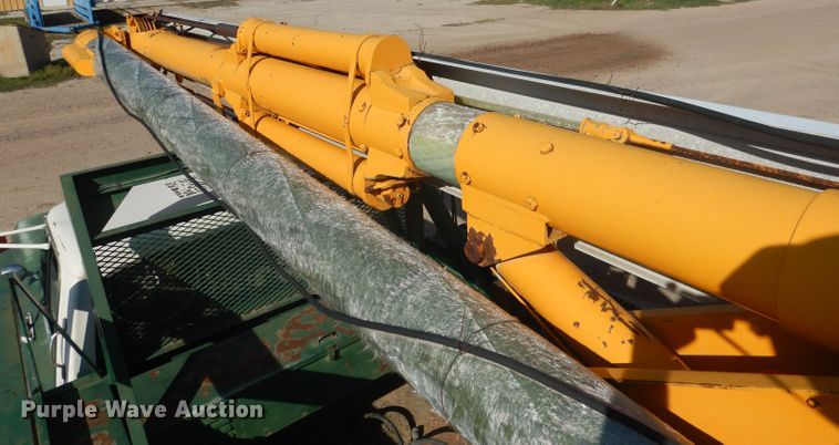 image for item DG5842 1973 Ford F600 bucket truck