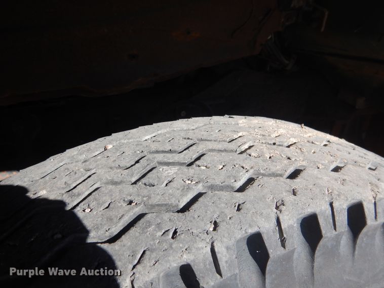 image for item DG5842 1973 Ford F600 bucket truck