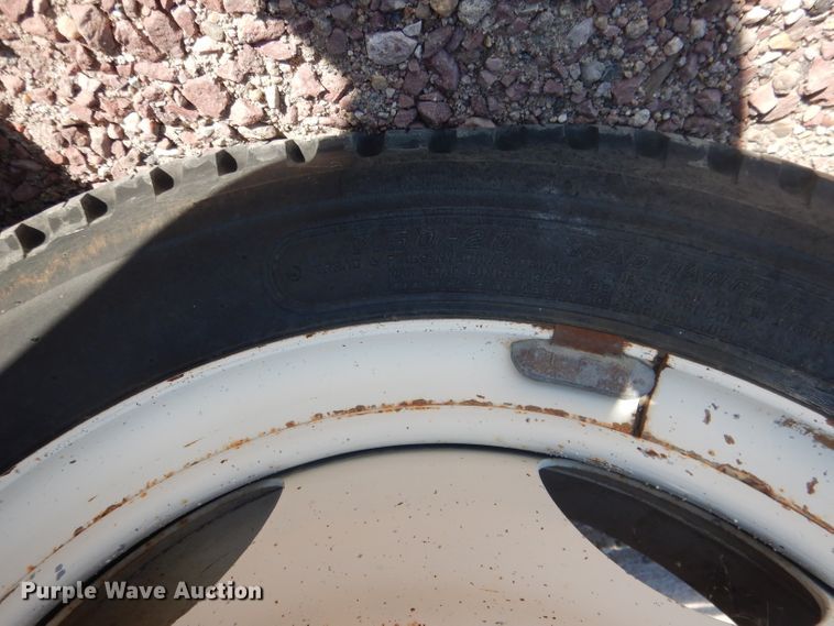 image for item DG5842 1973 Ford F600 bucket truck