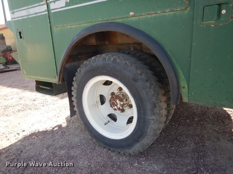 image for item DG5842 1973 Ford F600 bucket truck