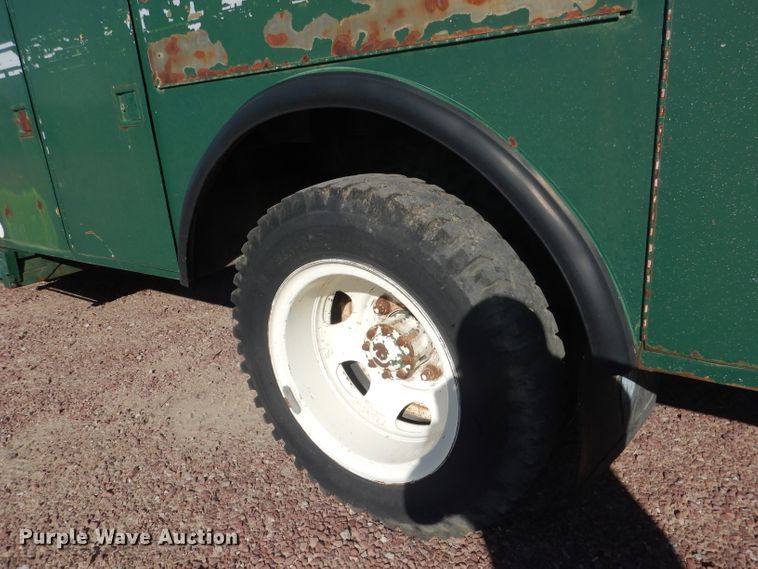 image for item DG5842 1973 Ford F600 bucket truck