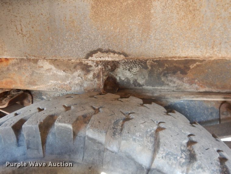 image for item DG5842 1973 Ford F600 bucket truck