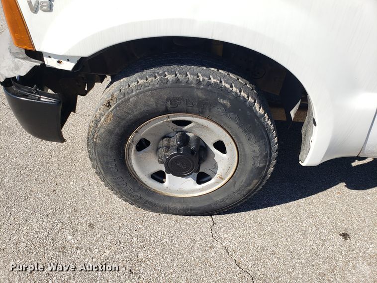 image for item DG7562 2005 Ford F250 Super Duty Crew Cab pickup truck