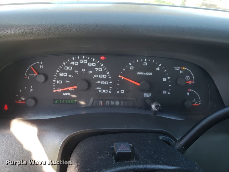 image for item DG7571 2004 Ford F250 Super Duty Crew Cab pickup truck