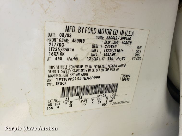 image for item DG7571 2004 Ford F250 Super Duty Crew Cab pickup truck