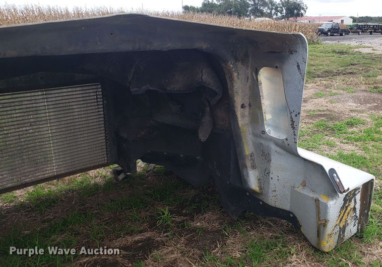 image for item DG7578 Kenworth truck hood