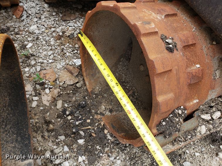 image for item DG7673 Bulldog trench compactor