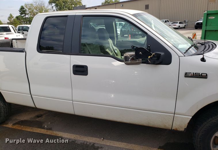 image for item DG7678 2007 Ford F150 SuperCab pickup truck