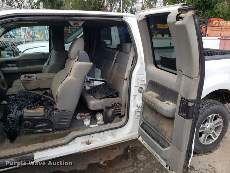 image for item DG7678 2007 Ford F150 SuperCab pickup truck