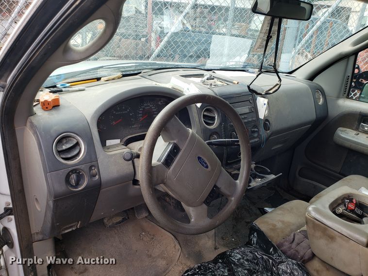 image for item DG7678 2007 Ford F150 SuperCab pickup truck