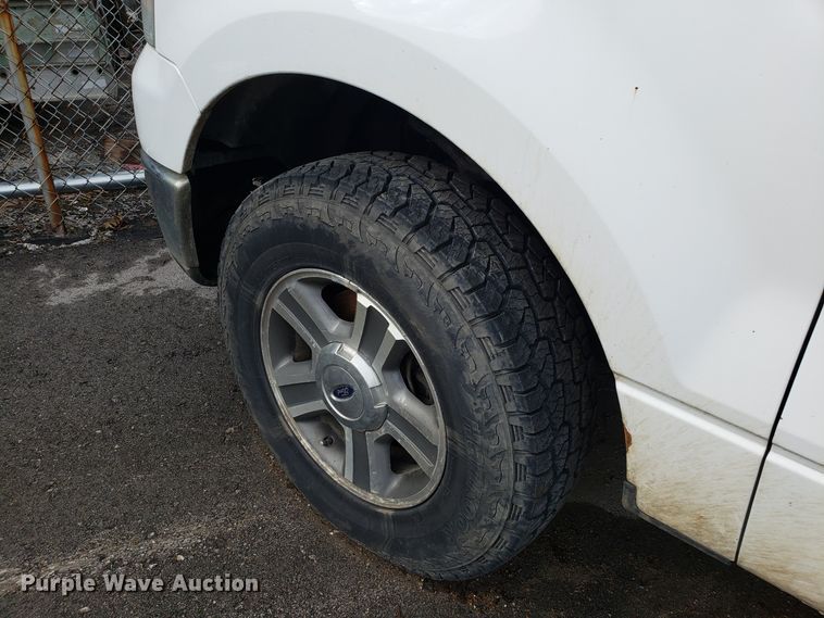 image for item DG7678 2007 Ford F150 SuperCab pickup truck