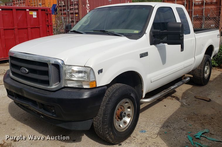 image for item DG7690 2002 Ford F250 Super Duty SuperCab pickup truck
