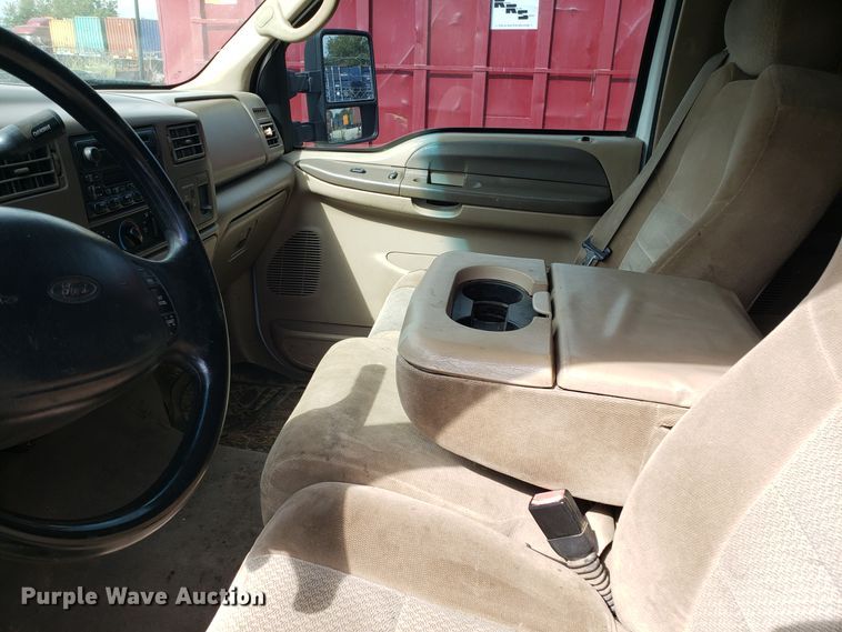 image for item DG7690 2002 Ford F250 Super Duty SuperCab pickup truck