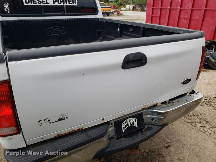 image for item DG7690 2002 Ford F250 Super Duty SuperCab pickup truck