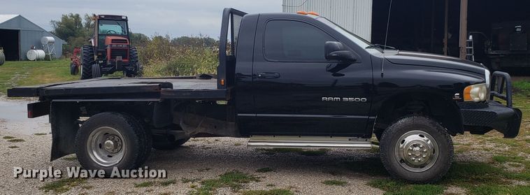 image for item DG8756 2003 Dodge Ram 3500 bale bed pickup truck