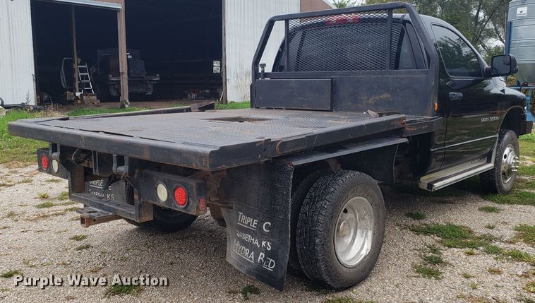 image for item DG8756 2003 Dodge Ram 3500 bale bed pickup truck