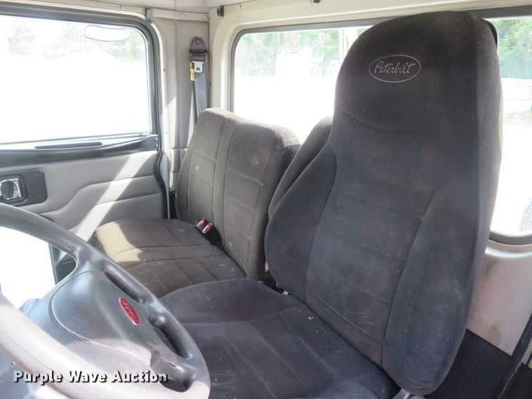 image for item DH1593 2006 Peterbilt 335 truck cab and chassis