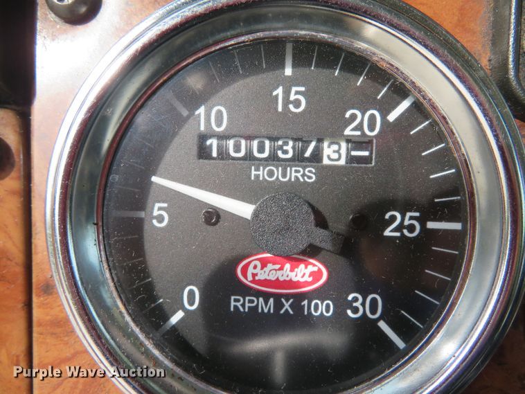 image for item DH1593 2006 Peterbilt 335 truck cab and chassis