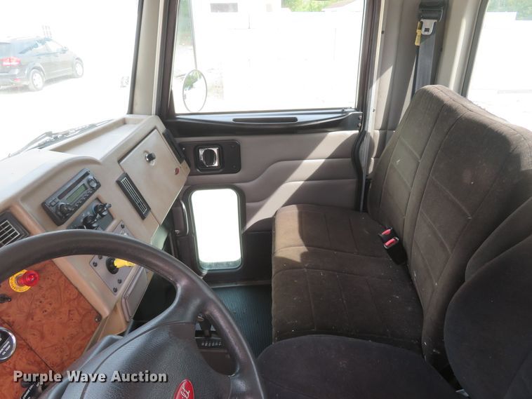 image for item DH1593 2006 Peterbilt 335 truck cab and chassis