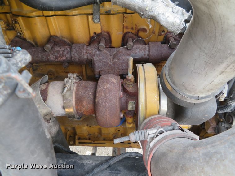 image for item DH1593 2006 Peterbilt 335 truck cab and chassis