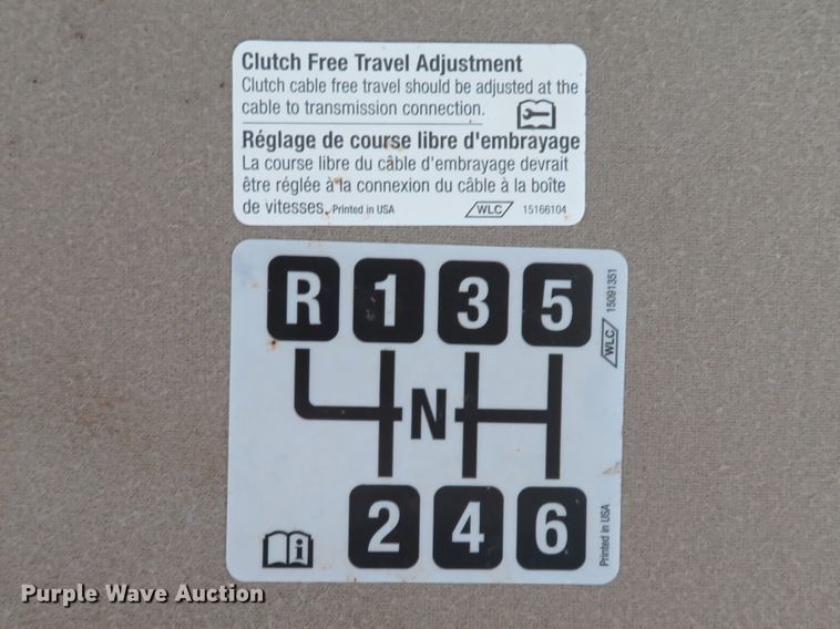 image for item DH1596 2005 GMC C6500 chipper truck