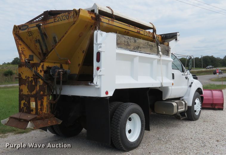 image for item DH1597 2003 Ford F650 Super Duty XL dump truck