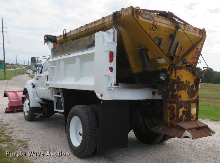 image for item DH1597 2003 Ford F650 Super Duty XL dump truck