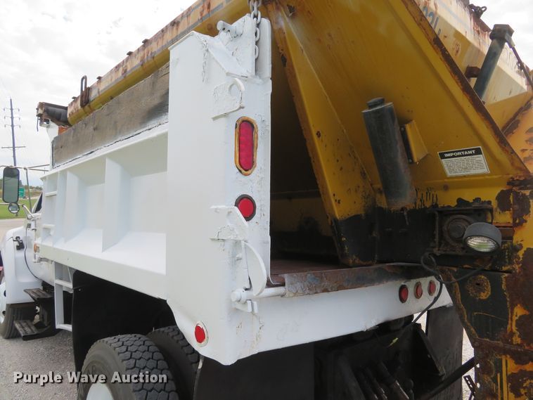 image for item DH1597 2003 Ford F650 Super Duty XL dump truck