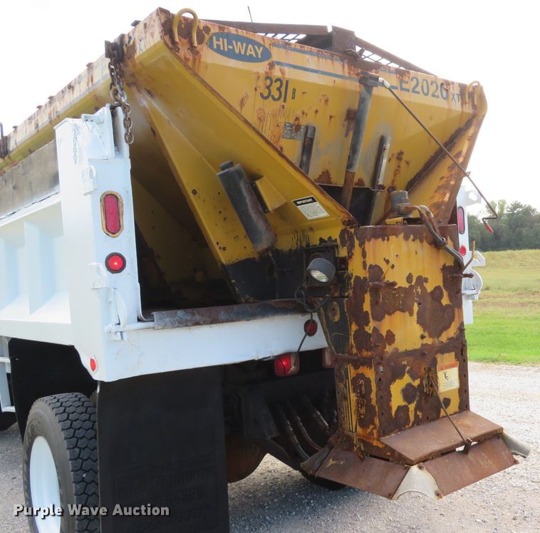 image for item DH1597 2003 Ford F650 Super Duty XL dump truck