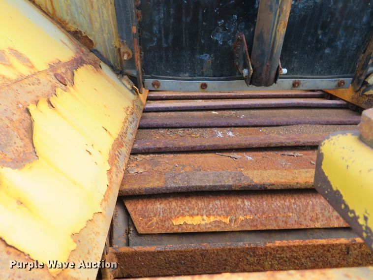 image for item DH1597 2003 Ford F650 Super Duty XL dump truck