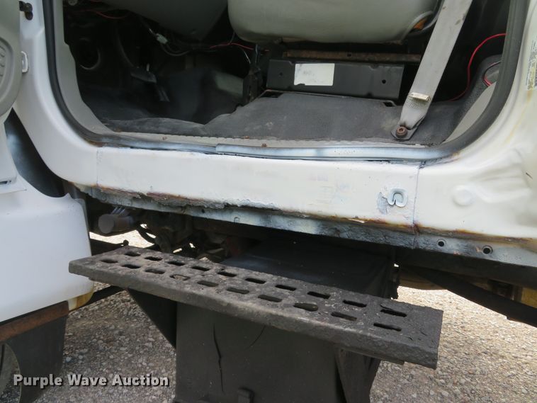 image for item DH1597 2003 Ford F650 Super Duty XL dump truck