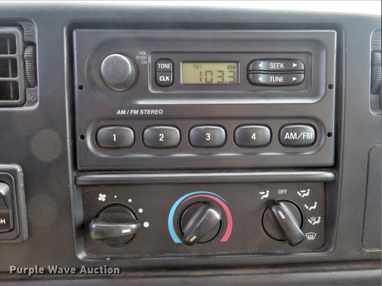 image for item DH1597 2003 Ford F650 Super Duty XL dump truck