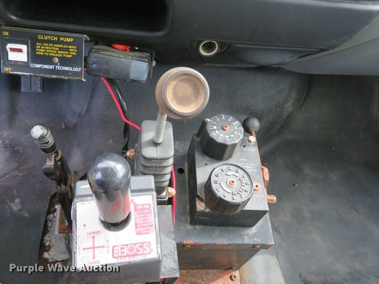 image for item DH1597 2003 Ford F650 Super Duty XL dump truck