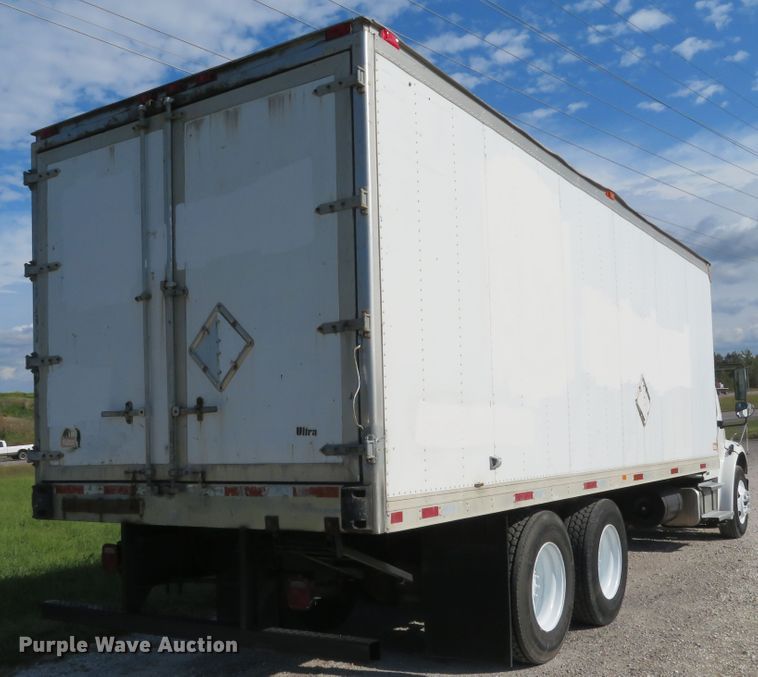 image for item DH1598 2007 Freightliner Business Class M2 refrigerated box truck