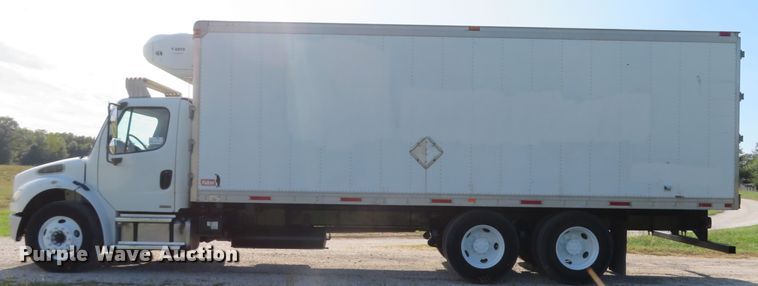 image for item DH1598 2007 Freightliner Business Class M2 refrigerated box truck