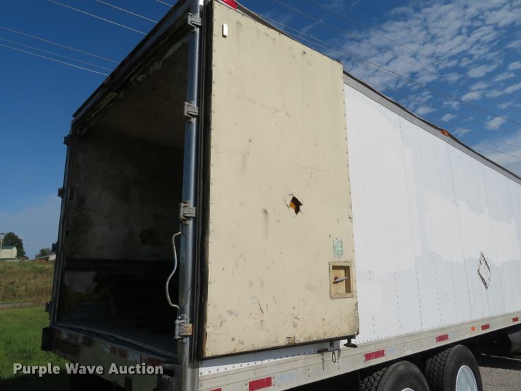 image for item DH1598 2007 Freightliner Business Class M2 refrigerated box truck