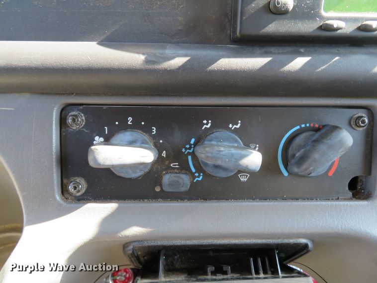 image for item DH1598 2007 Freightliner Business Class M2 refrigerated box truck