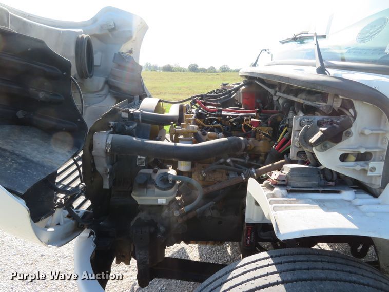 image for item DH1598 2007 Freightliner Business Class M2 refrigerated box truck